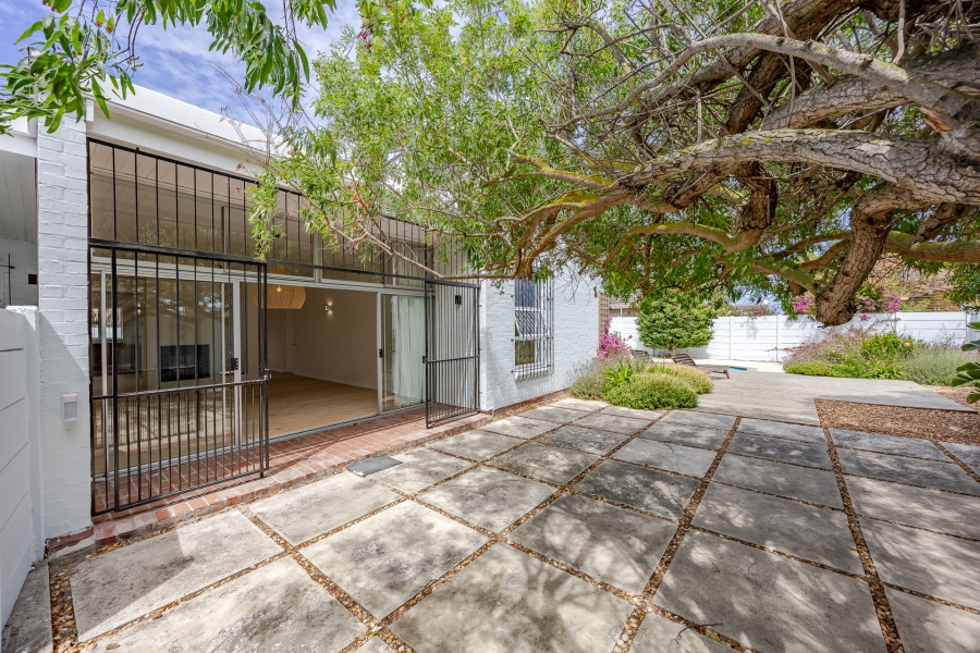 4 Bedroom Property for Sale in Milnerton Central Western Cape